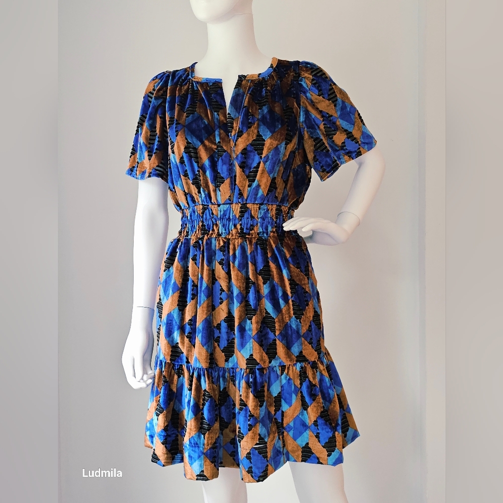 ANTHROPOLOGIE Women's Size‎ M Velour Short Dress